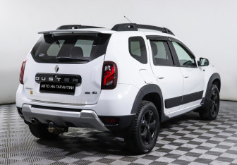Подержанный автомобиль Renault Duster 2019 года (3 фото)