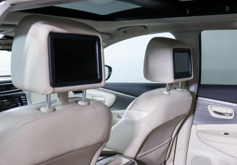 Подержанный автомобиль Nissan Murano Suv 2019 года (22 фото)