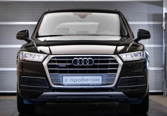 Подержанный автомобиль Audi Q5 2019 года (2 фото)