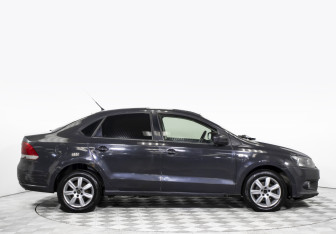 Подержанный автомобиль Volkswagen Polo Sedan 2011 года (4 фото)