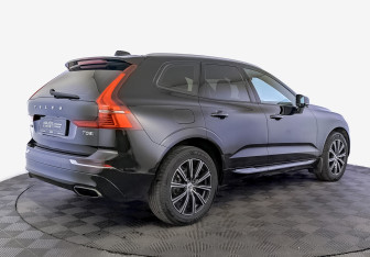 Подержанный автомобиль Volvo XC60 2020 года (5 фото)