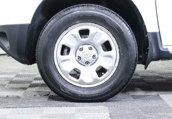 Подержанный автомобиль Renault Duster 2012 года (7 фото)