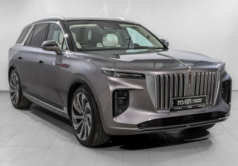 Подержанный автомобиль Hongqi E-HS9 2023 года (3 фото)