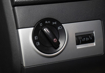 Подержанный автомобиль Volkswagen Multivan 2010 года (22 фото)