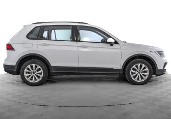 Подержанный автомобиль Volkswagen Tiguan 2021 года (4 фото)