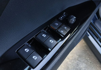 Подержанный автомобиль Toyota Camry Sedan 2018 года (17 фото)