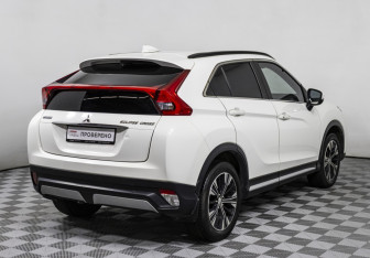 Подержанный автомобиль Mitsubishi Eclipse Cross 2019 года (5 фото)