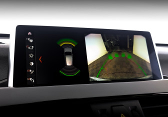 Подержанный автомобиль BMW X1 2021 года (28 фото)