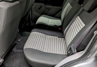 Подержанный автомобиль Suzuki SX4 Hatchback 2012 года (15 фото)