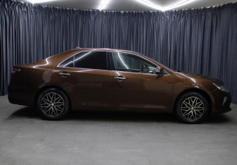 Подержанный автомобиль Toyota Camry Sedan 2017 года (4 фото)