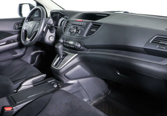 Подержанный автомобиль Honda CR-V 2014 года (9 фото)