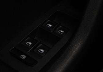 Подержанный автомобиль Skoda Octavia Liftback 2013 года (17 фото)