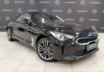 Подержанный автомобиль Kia Stinger 2018 года (3 фото)