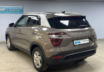 Подержанный автомобиль Hyundai Creta 2021 года (7 фото)