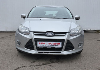 Подержанный автомобиль Ford Focus Hatchback 2012 года (2 фото)