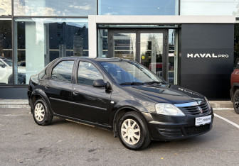 Подержанный автомобиль Renault Logan Sedan 2010 года (3 фото)