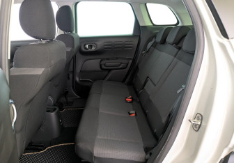 Подержанный автомобиль Citroen C3 Aircross 2020 года (10 фото)