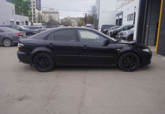 Подержанный автомобиль Mazda 6 Liftback 2006 года (7 фото)