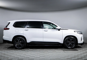 Подержанный автомобиль Exeed VX 2021 года (4 фото)