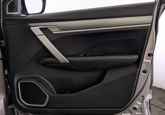 Подержанный автомобиль Geely Coolray 2023 года (25 фото)