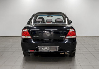 Подержанный автомобиль Nissan Almera Classic 2007 года (6 фото)