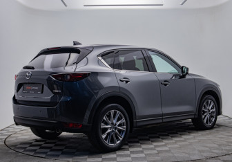 Подержанный автомобиль Mazda CX-5 2020 года (5 фото)