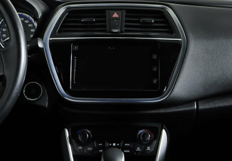 Подержанный автомобиль Suzuki SX4 Hatchback 2018 года (13 фото)