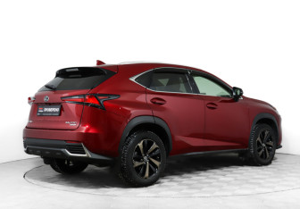 Подержанный автомобиль Lexus NX 2021 года (5 фото)