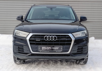 Подержанный автомобиль Audi Q5 2018 года (2 фото)
