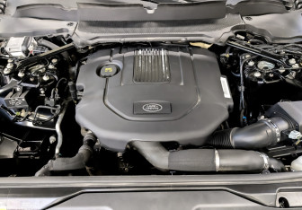 Подержанный автомобиль Land Rover Discovery 2018 года (9 фото)