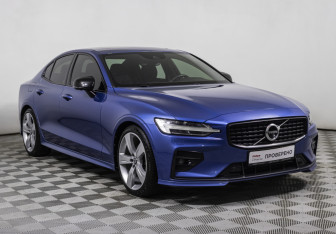 Подержанный автомобиль Volvo S60 2020 года (3 фото)