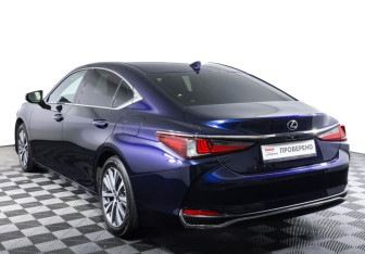 Подержанный автомобиль Lexus ES 2020 года (7 фото)