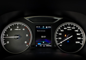 Подержанный автомобиль DongFeng DF6 2022 года (13 фото)