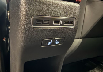 Подержанный автомобиль Geely Coolray 2023 года (19 фото)