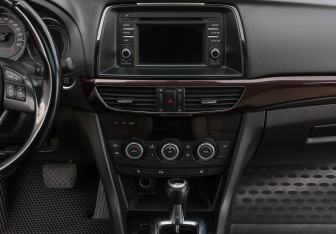 Подержанный автомобиль Mazda 6 Sedan 2012 года (15 фото)