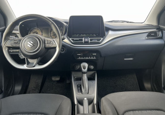 Подержанный автомобиль Suzuki Baleno Hatchback 2023 года (12 фото)
