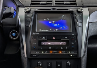 Подержанный автомобиль Toyota Camry Sedan 2015 года (17 фото)