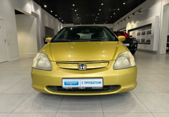 Подержанный автомобиль Honda Civic Hatchback 2001 года (2 фото)