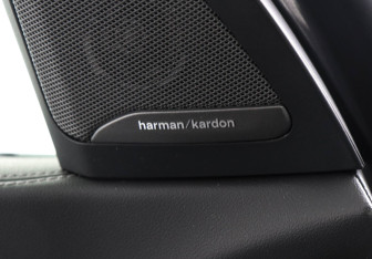 Подержанный автомобиль BMW X5 2023 года (21 фото)