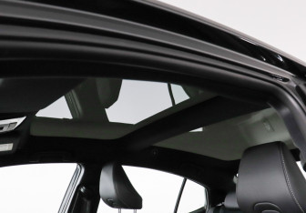 Подержанный автомобиль Toyota Camry Sedan 2025 года (13 фото)