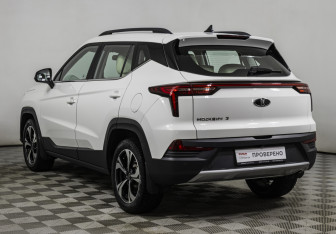 Подержанный автомобиль Москвич 3 2023 года (7 фото)