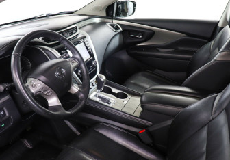 Подержанный автомобиль Nissan Murano Suv 2021 года (8 фото)