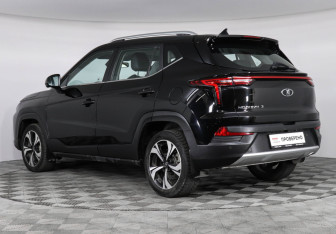 Подержанный автомобиль Москвич 3 2023 года (7 фото)