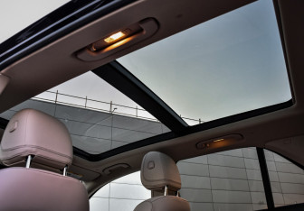 Подержанный автомобиль Mercedes-Benz GLE 2023 года (17 фото)