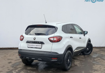Подержанный автомобиль Renault Kaptur 2018 года (5 фото)