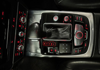 Подержанный автомобиль Audi A7 2012 года (16 фото)
