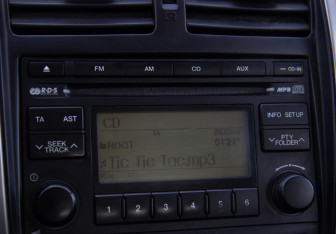 Подержанный автомобиль Hyundai Tucson 2008 года (15 фото)