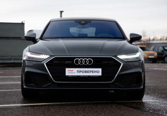 Подержанный автомобиль Audi A7 2020 года (2 фото)