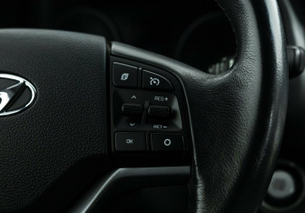 Подержанный автомобиль Hyundai Tucson 2016 года (11 фото)