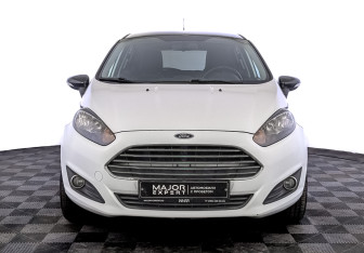 Подержанный автомобиль Ford Fiesta Hatchback 2017 года (2 фото)